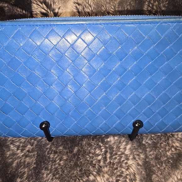 Bottega Veneta Nappa Intrecciato Zip Around Wallet Blue - Picture 2 of 12